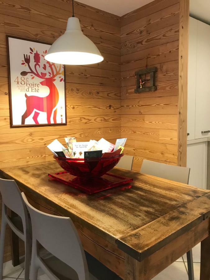 Alloggio Turistico Maison S Anselme Vda Aosta Cir 0015 Esterno foto